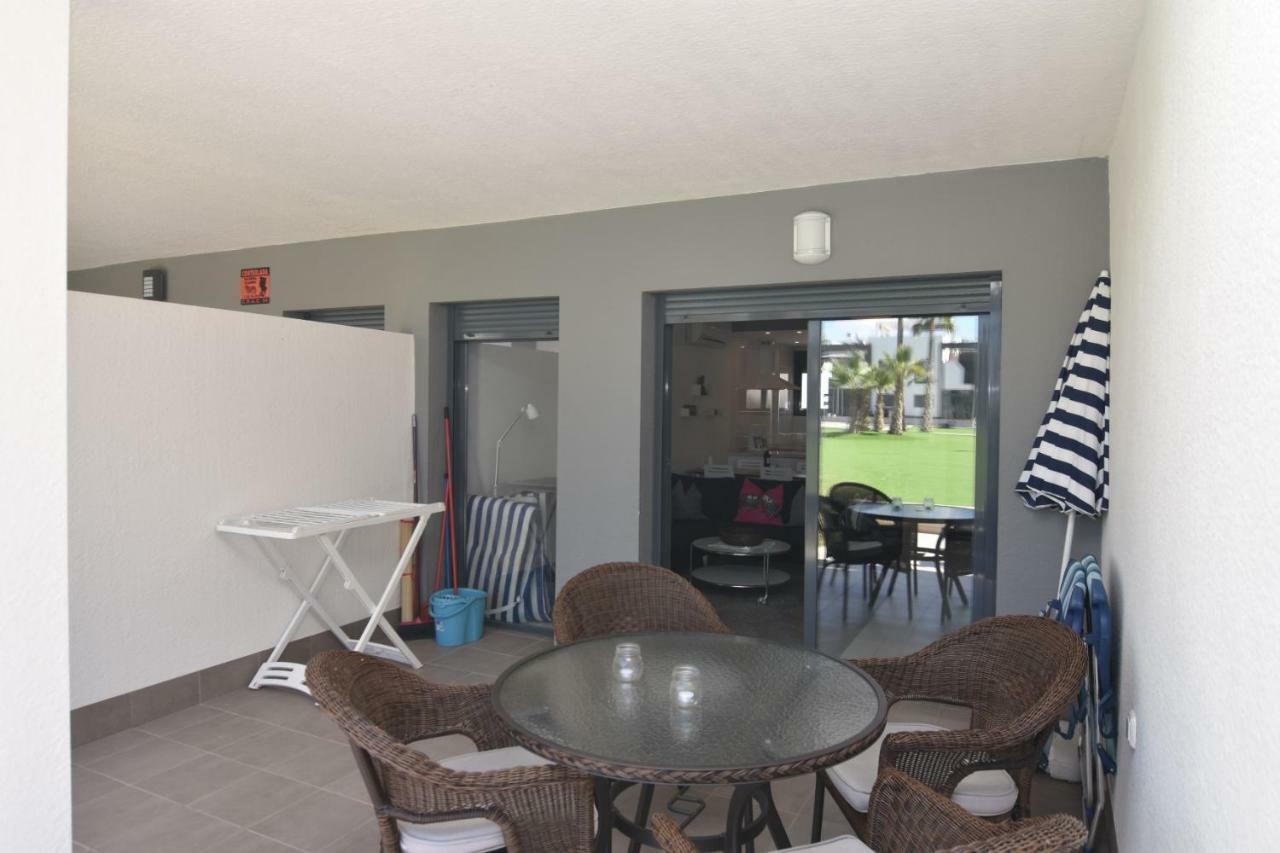 Oasis Beach V South Facing Pool View La Zenia Dehesa de Campoamor  Exterior photo